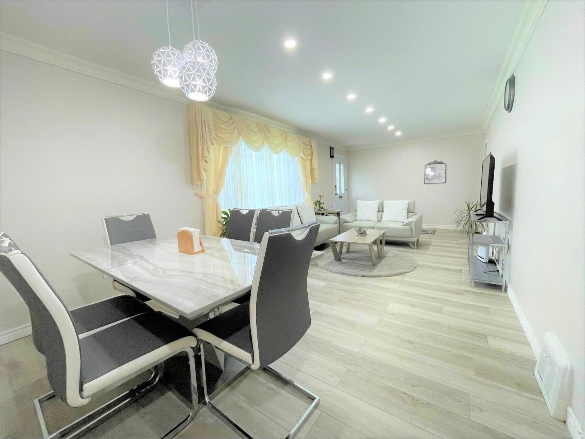 Luxurious Cozy House In Bluffs With Lake View Villa Toronto Exteriör bild
